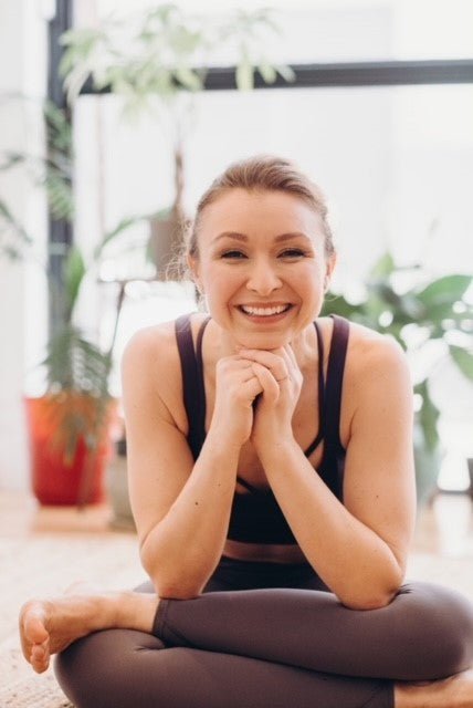 TAPER YOUR WAIST + STRENGTHEN YOUR CORE