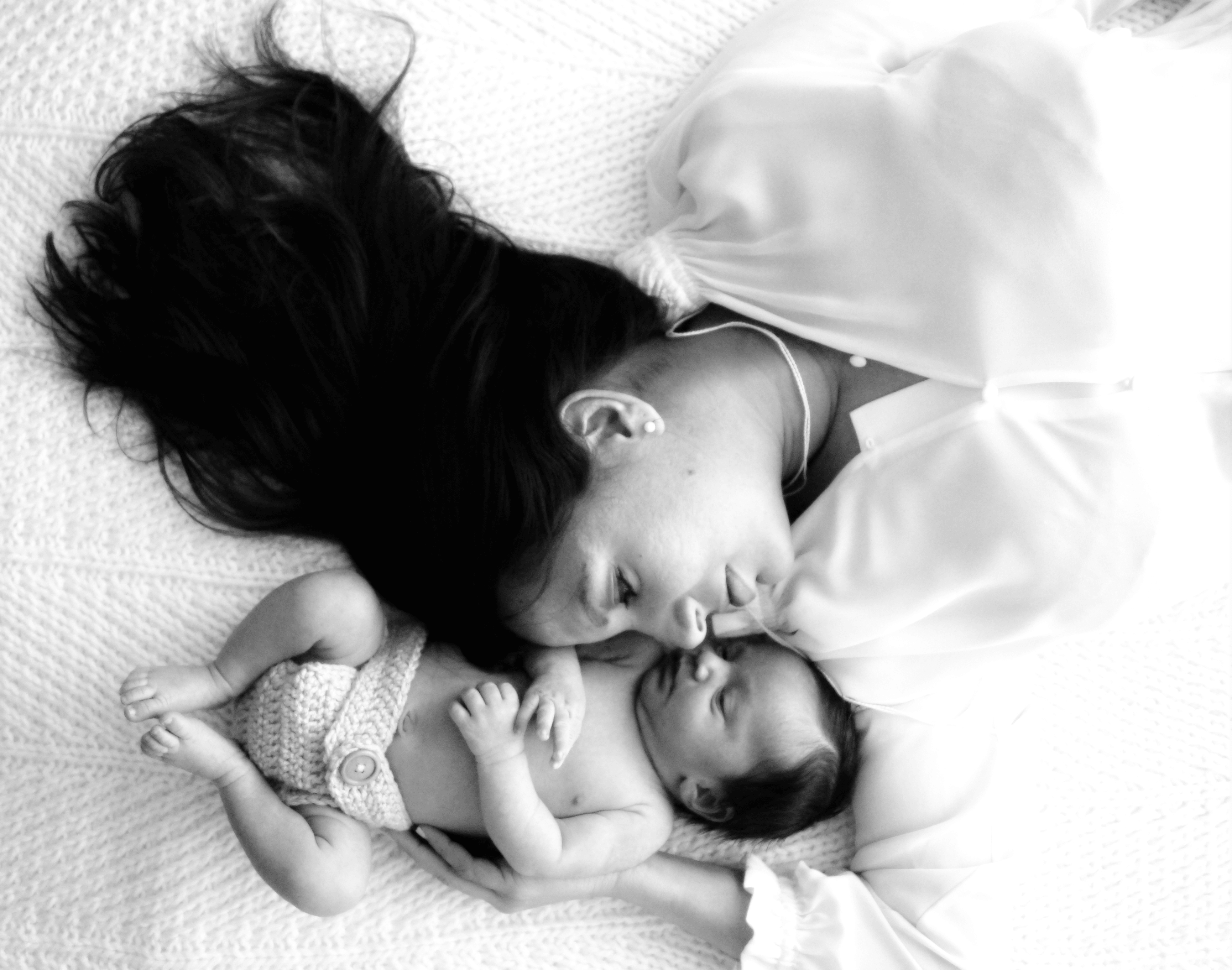 TIPS FOR POSTPARTUM SKIN