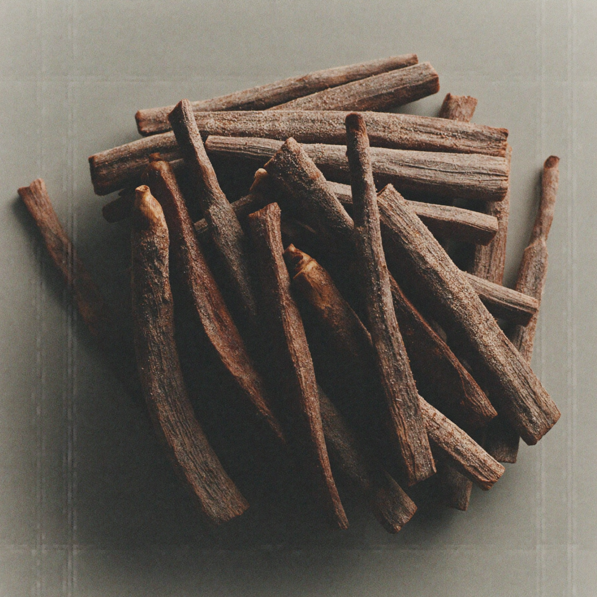 Manjishta root, a revered Ayurvedic botanical used in skincare to brighten the complexion, support skin clarity, and promote a more even-looking skin tone.